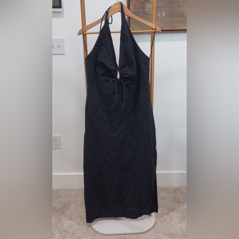 Black halter Abercrombie dress